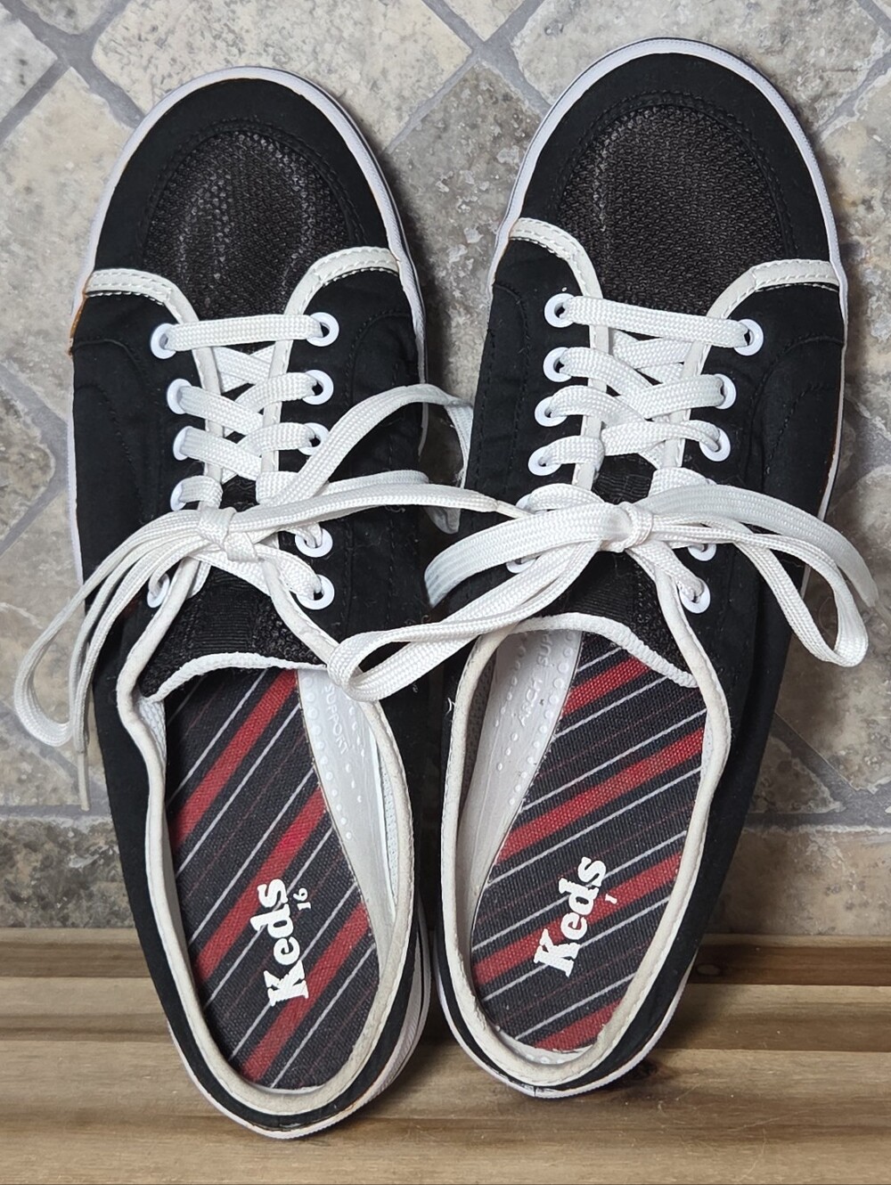 Keds Kickstart Classic Black Slip-On Canvas Mule Sneakers with White Trim 9 M
